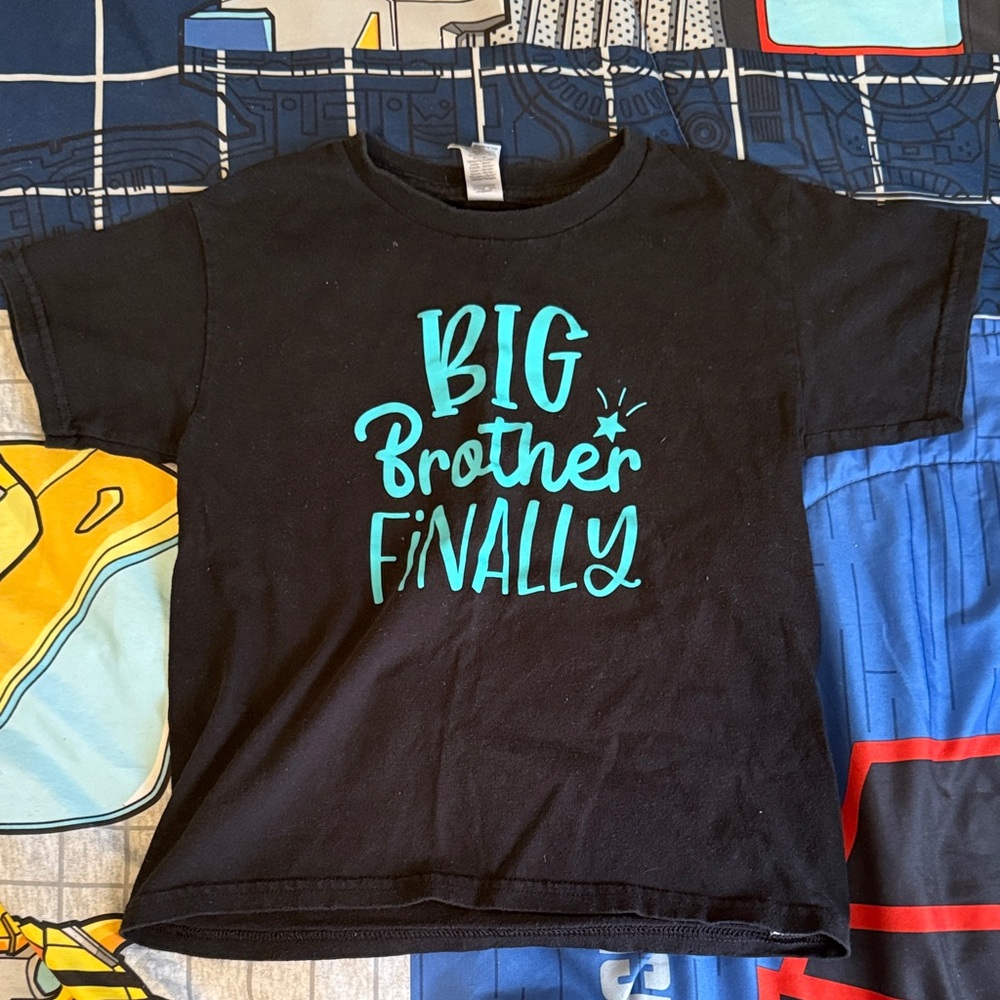 Gildan Kids T-Shirt - Black with Teal Print